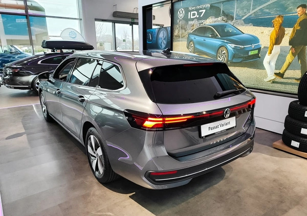 Volkswagen Passat cena 202490 przebieg: 10, rok produkcji 2024 z Poniec małe 781